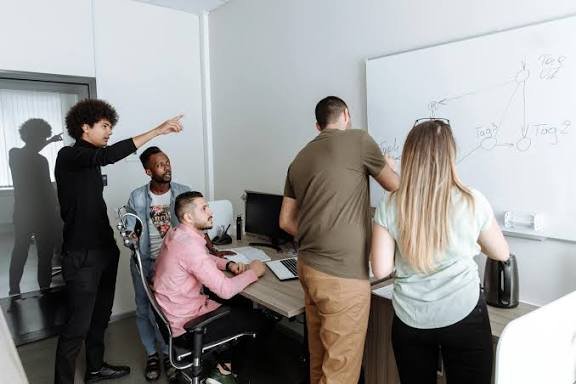 I Studied 5 Startups That Built Communities Before Their Products - Here's What I Learned the power of building a Communities Before Product